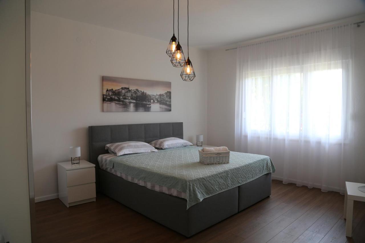 Garden House Apartment Trebinje Ngoại thất bức ảnh
