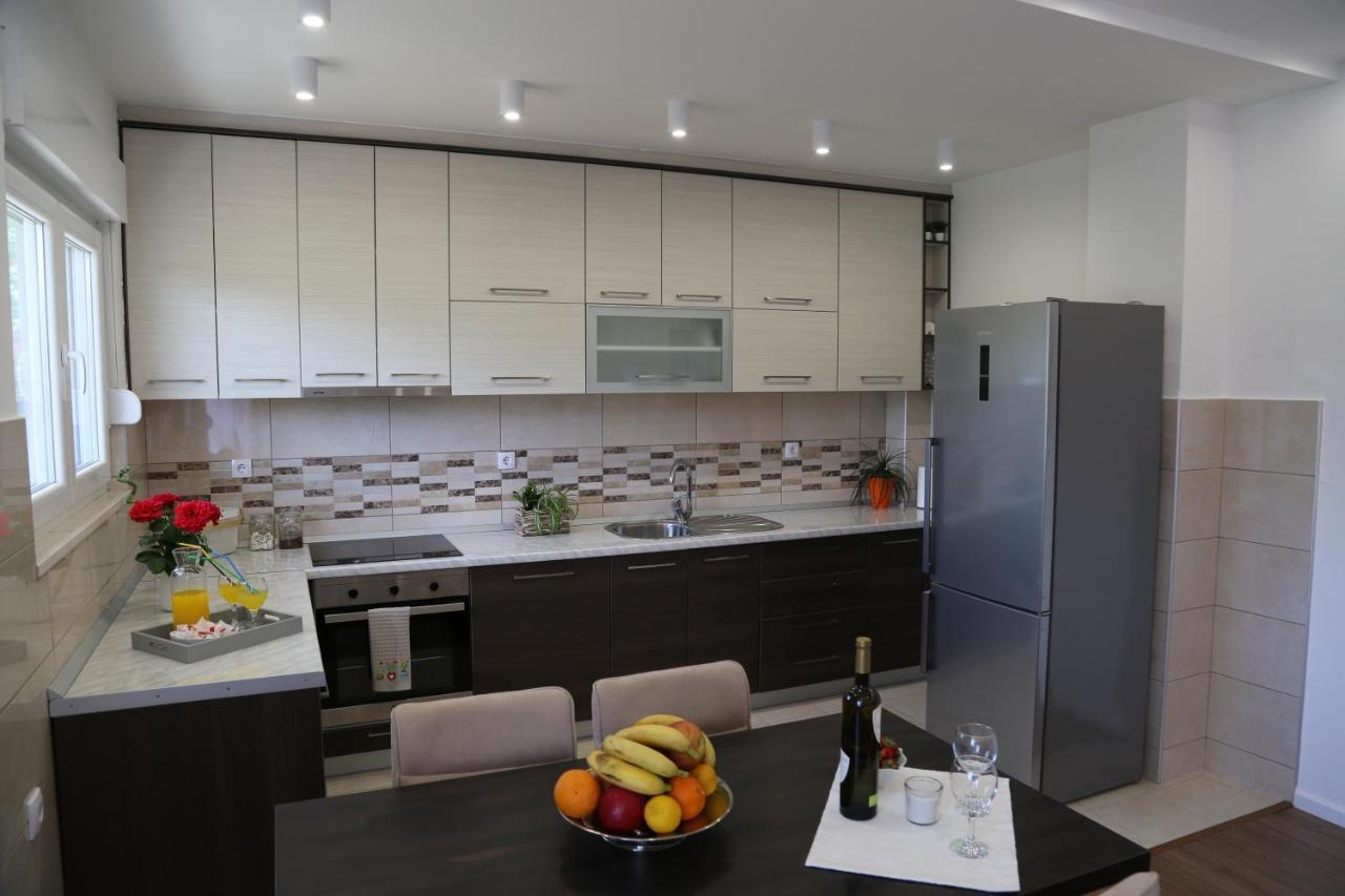 Garden House Apartment Trebinje Ngoại thất bức ảnh